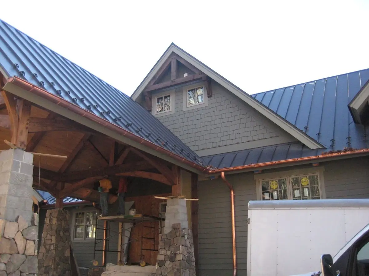 Craftsman Roofing team delivering quality roofing work in Pleasant View